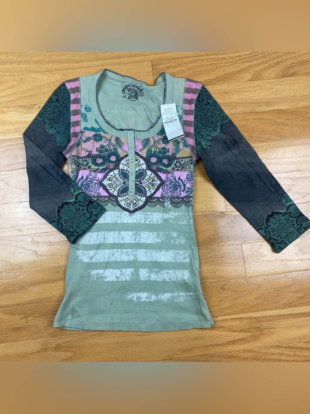 Skinny Minnie Y2K 3/4 Sleeve Henley, Sage Green, Medallion Boho Biker Vintage
